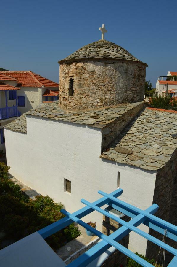 Stella'S Traditional House. Alonnisos Town Exterior photo